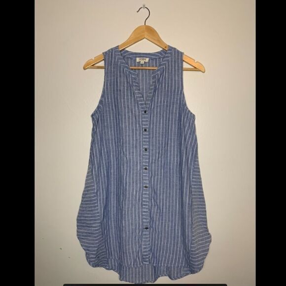 Umgee chambray stripe dress tunic. Medium - Picture 1 of 7